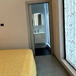 Bellissima Con Bagno Privato Citylife - Sempione Accommodatie bij particulieren