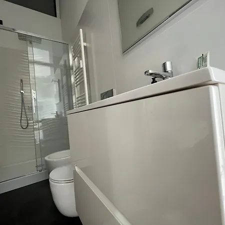 Bellissima Con Bagno Privato Citylife - Sempione Проживание в семье Милан